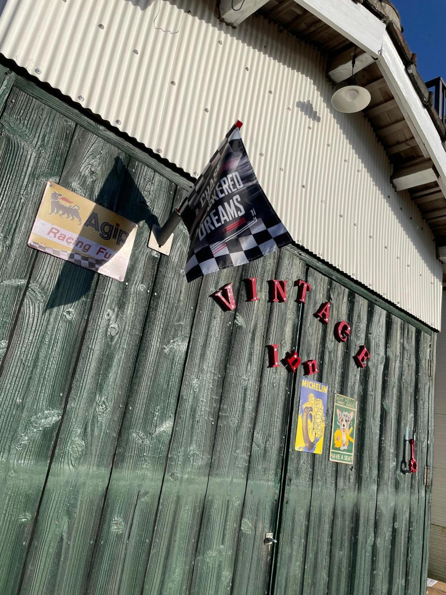 ライダーズハウス薩摩ヴィンテージインビーチフロント Minamiosumi Esterno foto